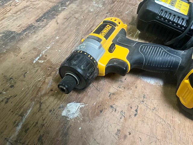 Dewalt dcf610 accu schroefmachine - afbeelding 3 van  4