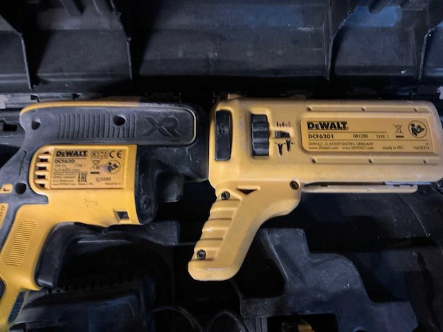 Dewalt dcf620 dcf6201 tacker - afbeelding 4 van  6