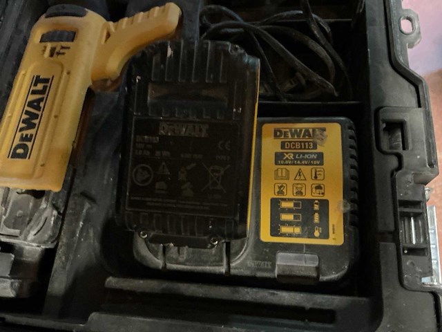 Dewalt dcf620 dcf6201 tacker - afbeelding 5 van  6