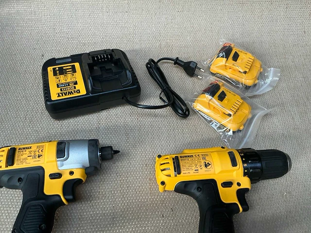 Dewalt dcf815 en dcd710 schroefboormachine-set - afbeelding 4 van  5