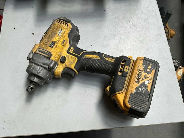 Dewalt dcf894 slagmoersleutel - afbeelding 2 van  8
