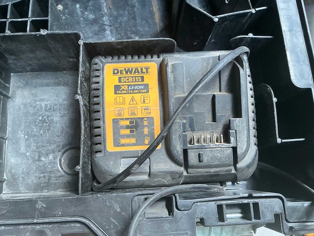 Dewalt dcf894 slagmoersleutel - afbeelding 6 van  8