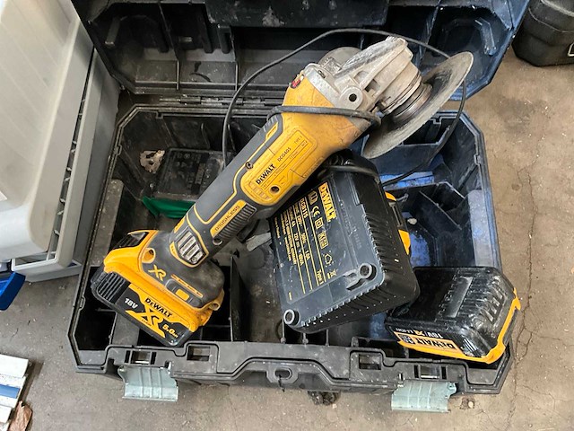Dewalt dcg405 haakse slijpmachine - afbeelding 2 van  2