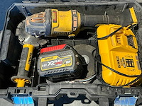 Dewalt dcg418 haakse slijpmachine - afbeelding 1 van  4