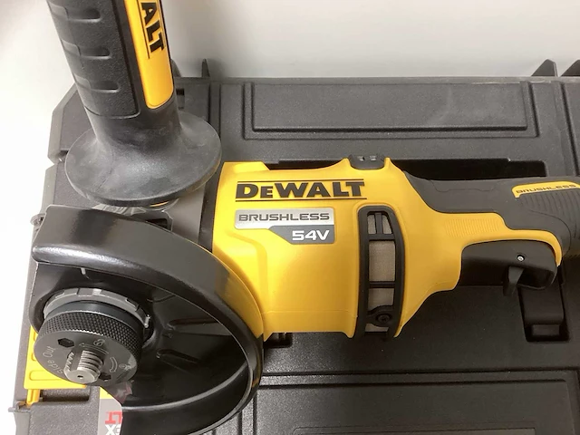 Dewalt dcg418nt 54v xr flexvolt accu haakse slijper - 125mm - incl. koffer - afbeelding 7 van  11
