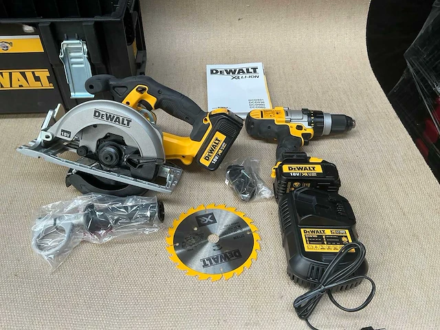 Dewalt dck294l2 accu gereedschapsset - afbeelding 1 van  6
