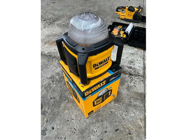 Dewalt dcl074 bouwlamp - afbeelding 4 van  4
