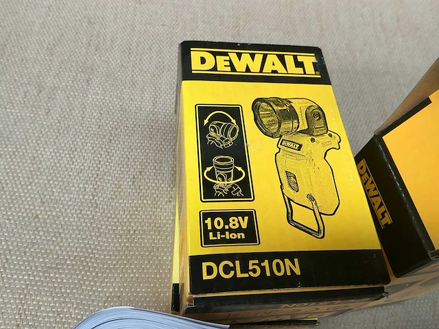 Dewalt dcl510 compacte accu bouwlamp (3x) - afbeelding 4 van  4