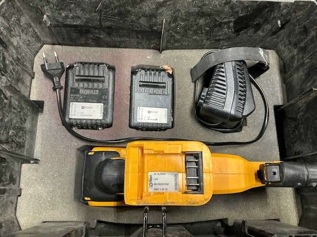Dewalt dcn680 d2 accu tacker - afbeelding 3 van  6