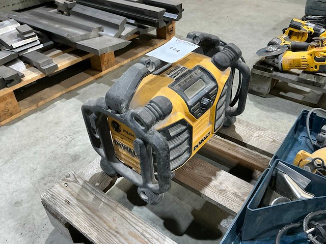 Dewalt dcr016 werfradio - afbeelding 2 van  4