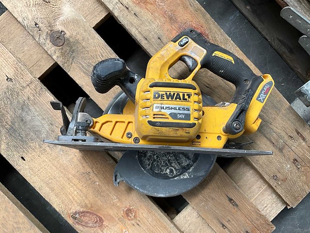 Dewalt dcs575 accu cirkelzaagmachine - afbeelding 4 van  8