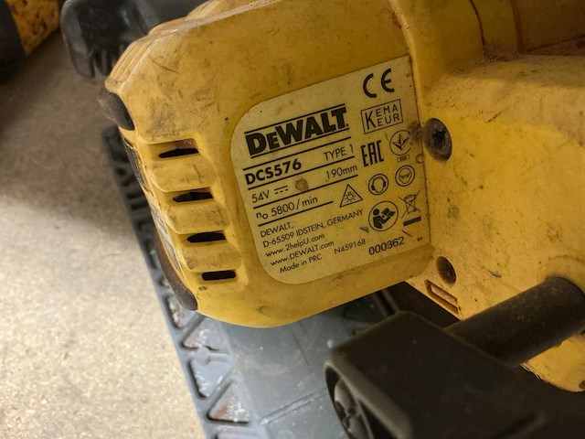 Dewalt dcs576 accu-cirkelzaag (2x) - afbeelding 4 van  5