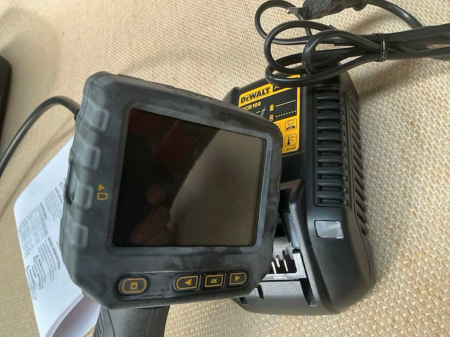 Dewalt dct410 accu endoscoopcamera - afbeelding 4 van  6