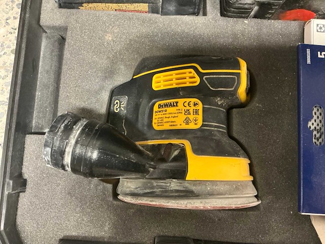 Dewalt dcw210 type 2 schuurmachine - afbeelding 2 van  5