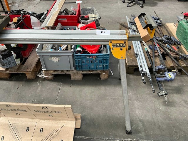 Dewalt de7023 type 3 onderstel voor cirkelzaagmachine - afbeelding 2 van  5