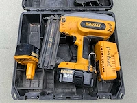 Dewalt dewalt dc608 tacker