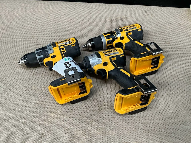 Dewalt diverse schroefboormachine (3x) - afbeelding 1 van  10