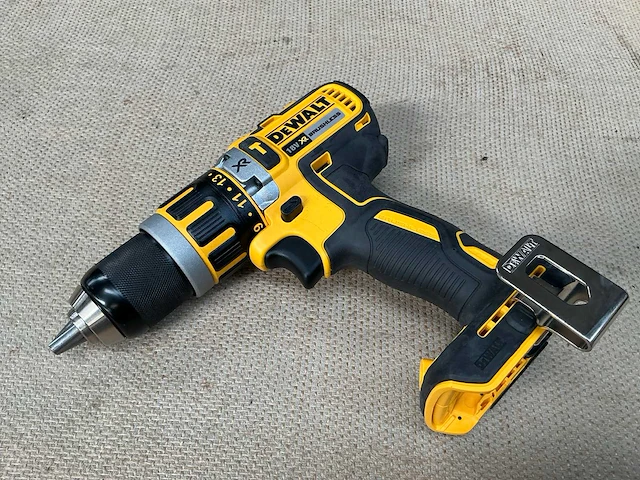 Dewalt diverse schroefboormachine (3x) - afbeelding 9 van  10