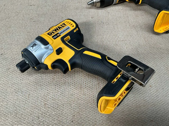 Dewalt diverse schroefboormachine (3x) - afbeelding 10 van  10