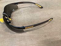 Dewalt dpg52-2d veiligheidsbril, smoke lens (96x) - afbeelding 3 van  5