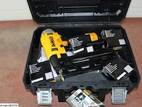 Dewalt dpn1664pp-tstak afwerktacker + brads - afbeelding 3 van  3