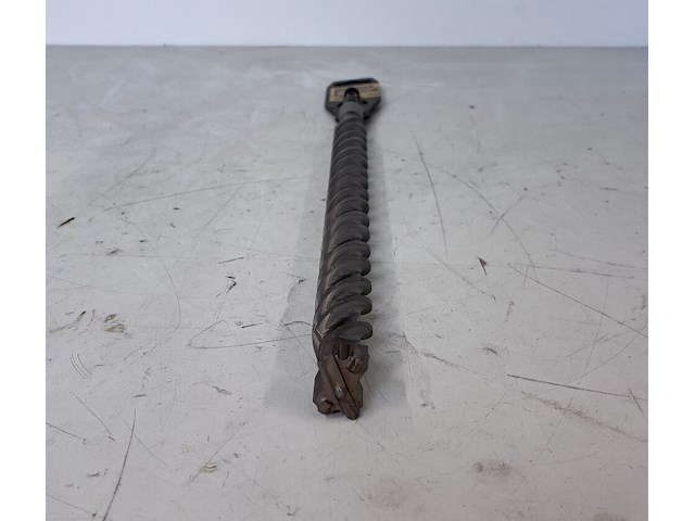 Dewalt dt9692-qz sds-plus boor 4c 26x400x450mm - afbeelding 2 van  4