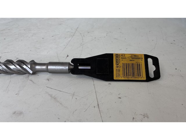 Dewalt dt9692-qz sds-plus boor 4c 26x400x450mm - afbeelding 4 van  4