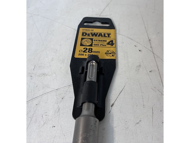 Dewalt dt9693-qz 4-tands boor sds-plus 4c 28x200x250mm - afbeelding 2 van  3