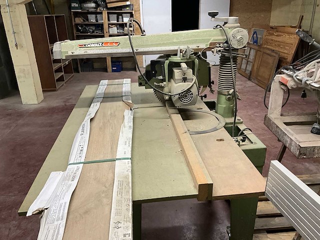 Dewalt dw 1603 radiaalzaag - afbeelding 7 van  14