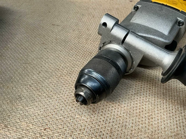 Dewalt dw233 boormachine - afbeelding 3 van  5