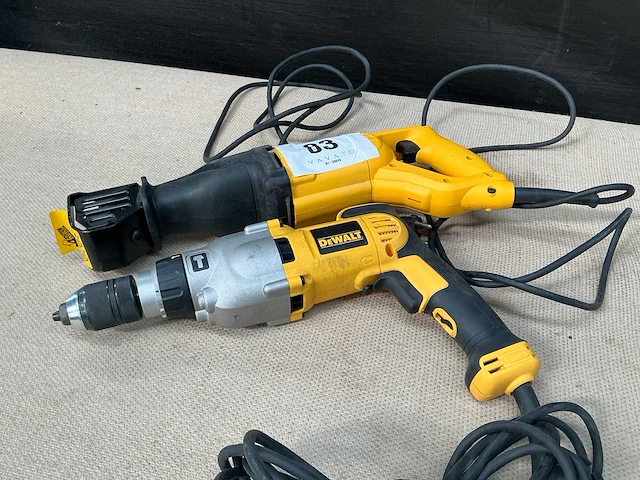 Dewalt dw304pk / dwd530 reciperozaag en boormachine - afbeelding 1 van  7
