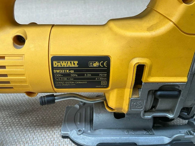 Dewalt dw331k decoupeerzaag - afbeelding 4 van  4