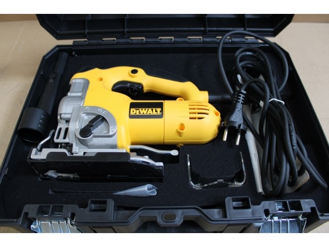 Dewalt dw331kt-qs decoupeerzaag - afbeelding 3 van  3