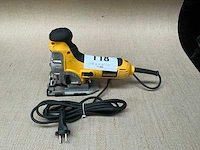 Dewalt dw333k decoupeerzaag - afbeelding 1 van  3