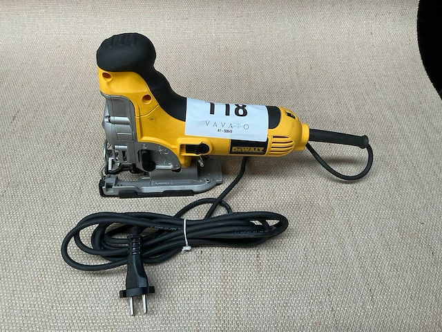 Dewalt dw333k decoupeerzaag - afbeelding 2 van  3