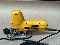 Dewalt dw343-qs decoupeerzaag - afbeelding 1 van  4