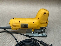 Dewalt dw343-qs decoupeerzaag - afbeelding 3 van  4