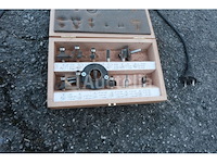 Dewalt dw614 router - afbeelding 3 van  6