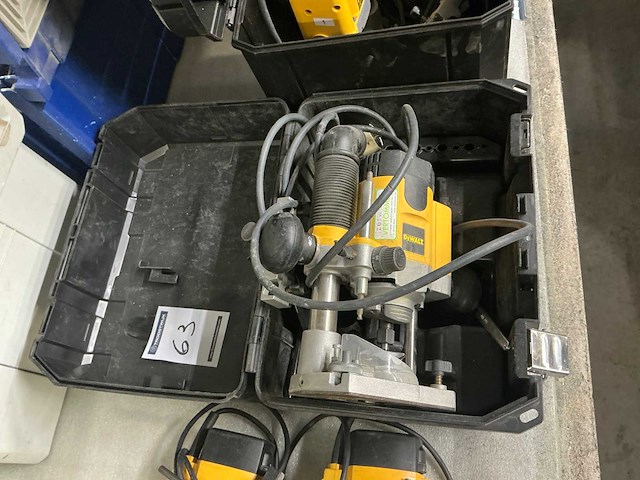 Dewalt dw621 bovenfrees - afbeelding 4 van  4