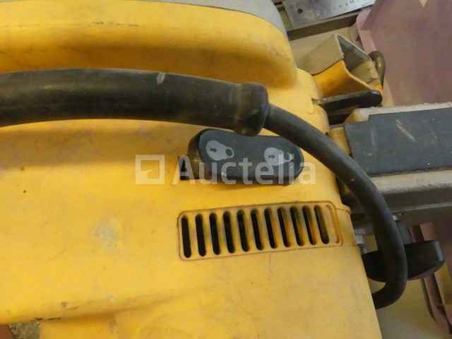 Dewalt dw707 cirkelzaag - afbeelding 3 van  8