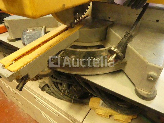 Dewalt dw707 cirkelzaag - afbeelding 8 van  8