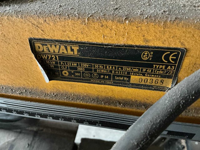 Dewalt dw721 radiaalafkortzaagmachine - afbeelding 5 van  5