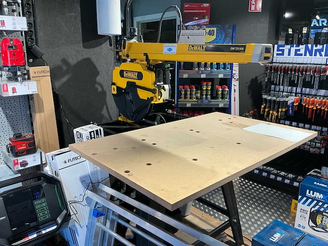 Dewalt dw721kn met opzet tafel afkortcirkelzaagmachine - afbeelding 5 van  11