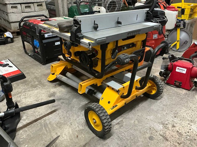Dewalt dw745 tafelzaagmachine - afbeelding 3 van  6