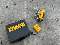 Dewalt dw936 cirkelzaag + dw059 slagmoersleutel - afbeelding 6 van  6