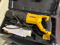 Dewalt dwe305 reciprozaag - afbeelding 1 van  4
