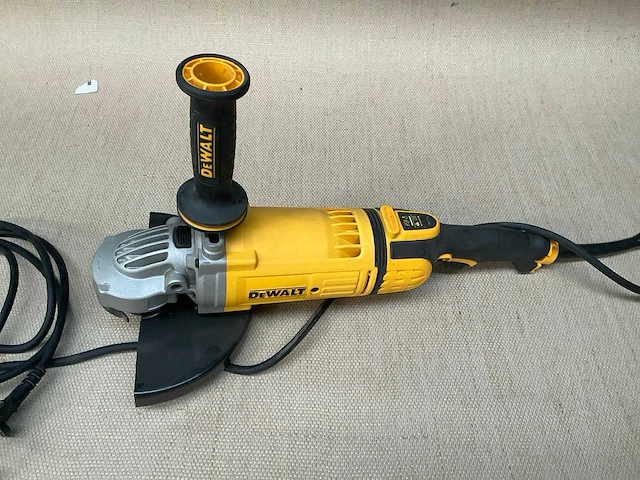 Dewalt dwe4579 haakse slijper - afbeelding 2 van  4