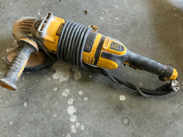 Dewalt dwe4579-qs haakse slijpmachine - afbeelding 1 van  3