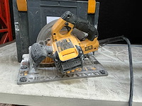 Dewalt dwe576 cirkelzaagmachine - afbeelding 2 van  5