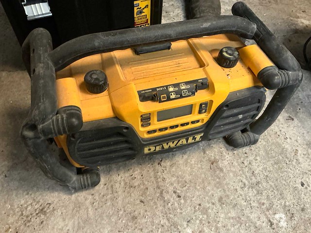 Dewalt dws774 afkortzaag - afbeelding 8 van  8